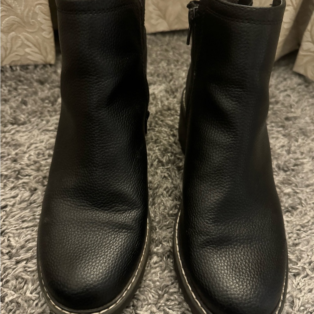 Black Universal Thread Ankle Boot Side Zipper Siz… - image 6